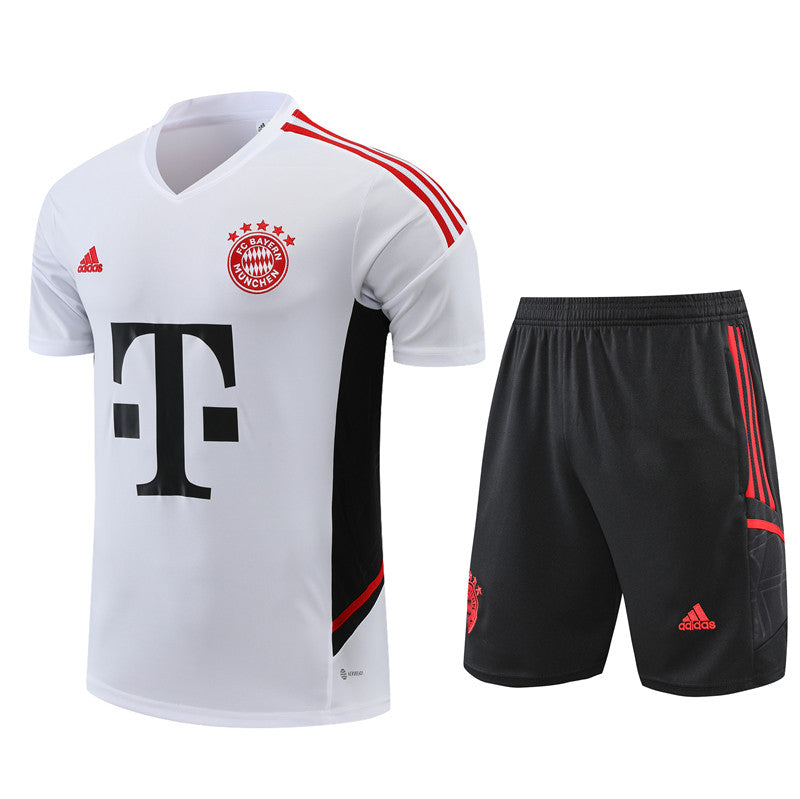 BAYERN MÜNCHEN